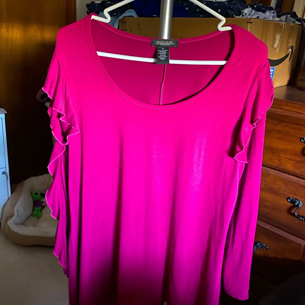 Womens Long Sleeved top